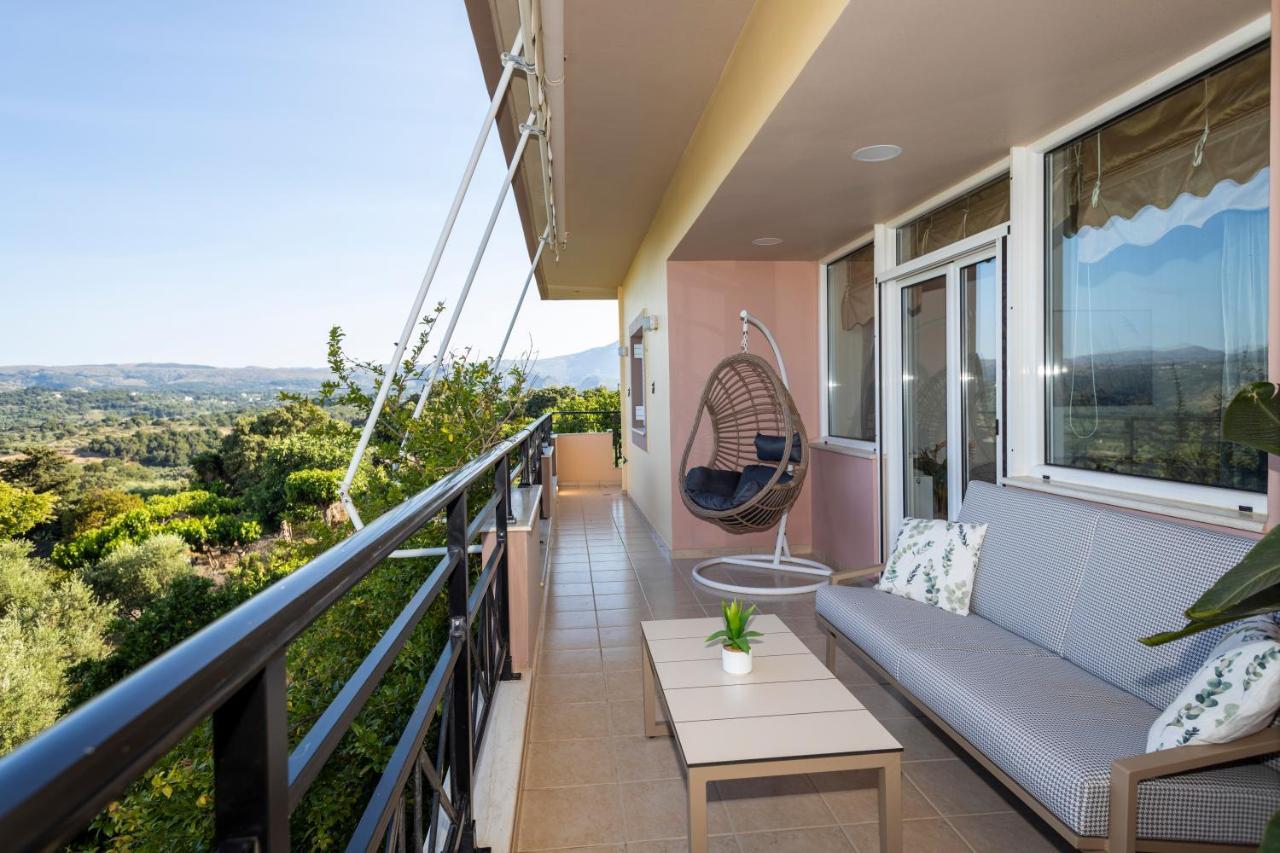Villa Paris With Rooftop & Jacuzzi Valsamónero Exterior foto