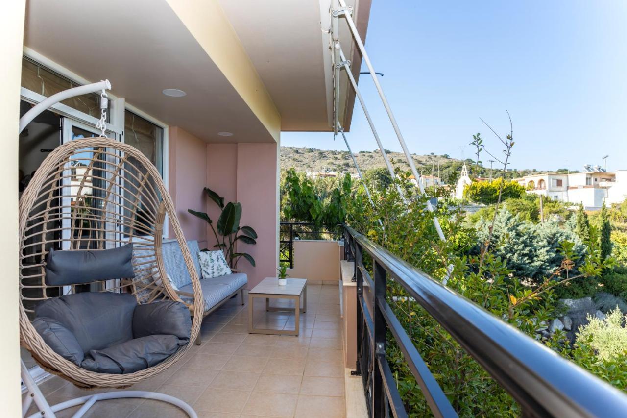 Villa Paris With Rooftop & Jacuzzi Valsamónero Exterior foto
